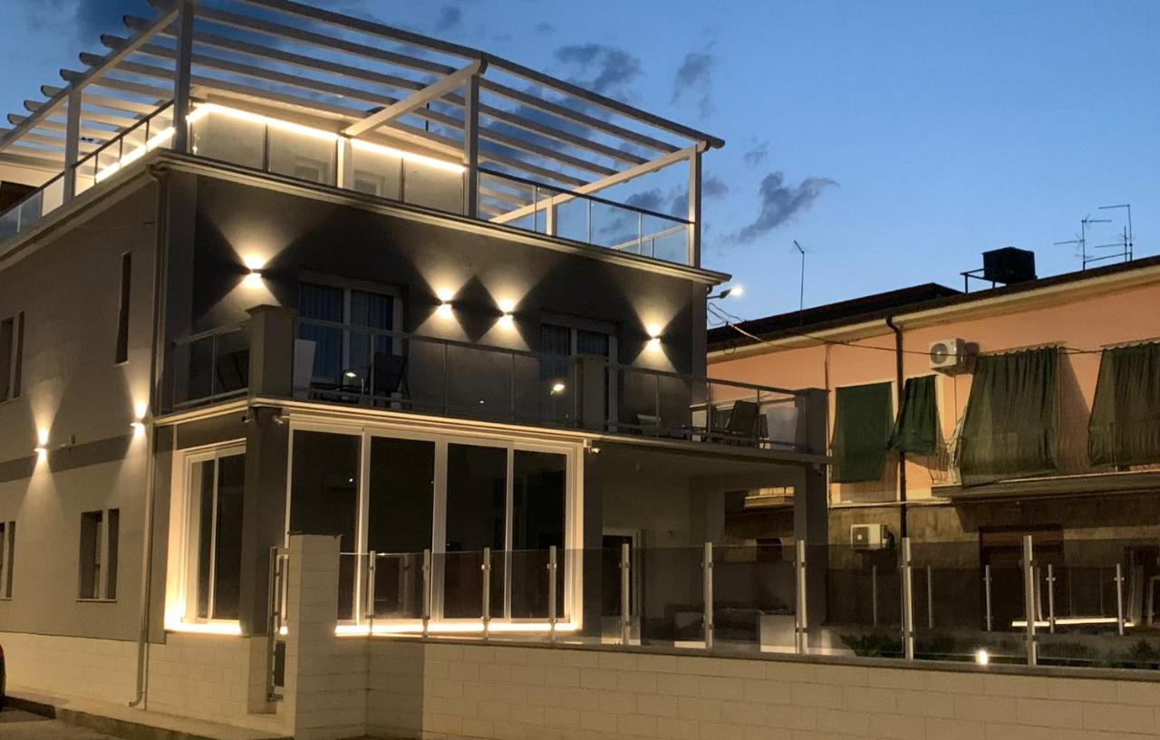 מלון וילאפיאנה Luxury House מראה חיצוני תמונה