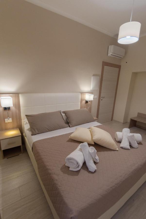מלון וילאפיאנה Luxury House מראה חיצוני תמונה