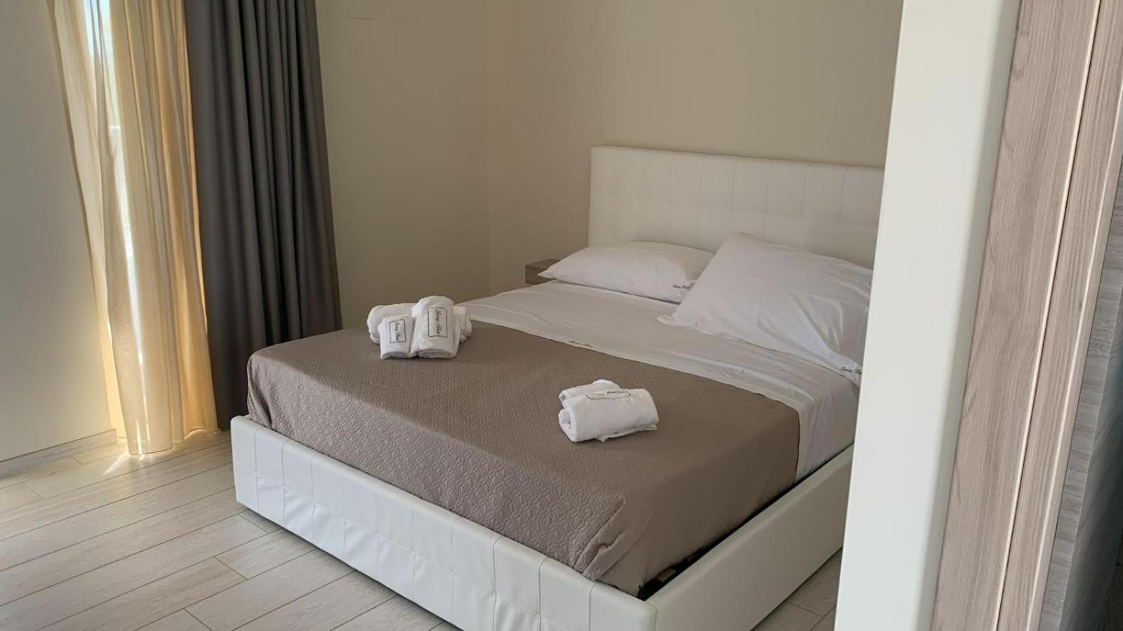 מלון וילאפיאנה Luxury House מראה חיצוני תמונה